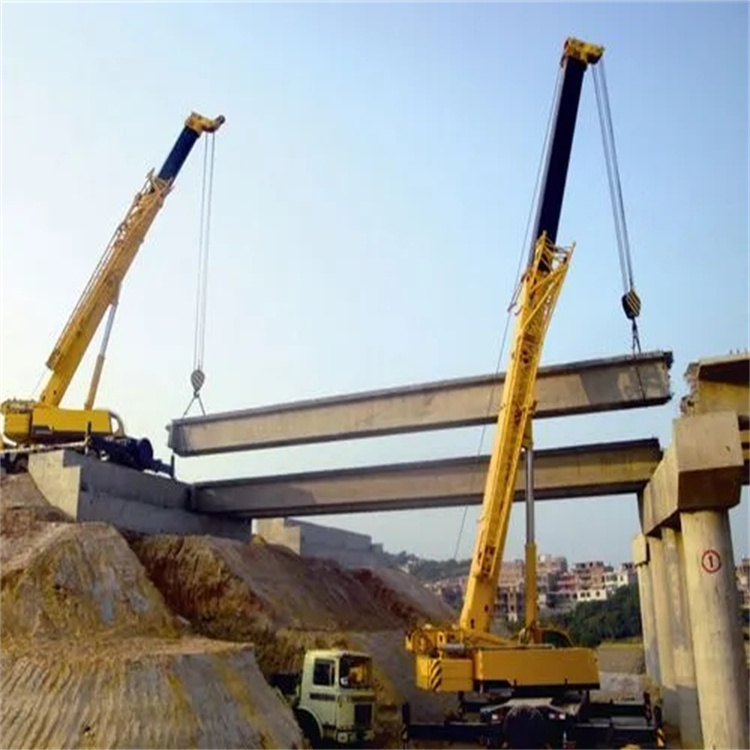 建始小型吊车出租