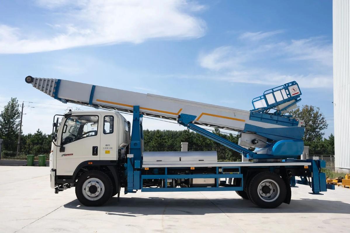 建始云梯上料车租赁费用