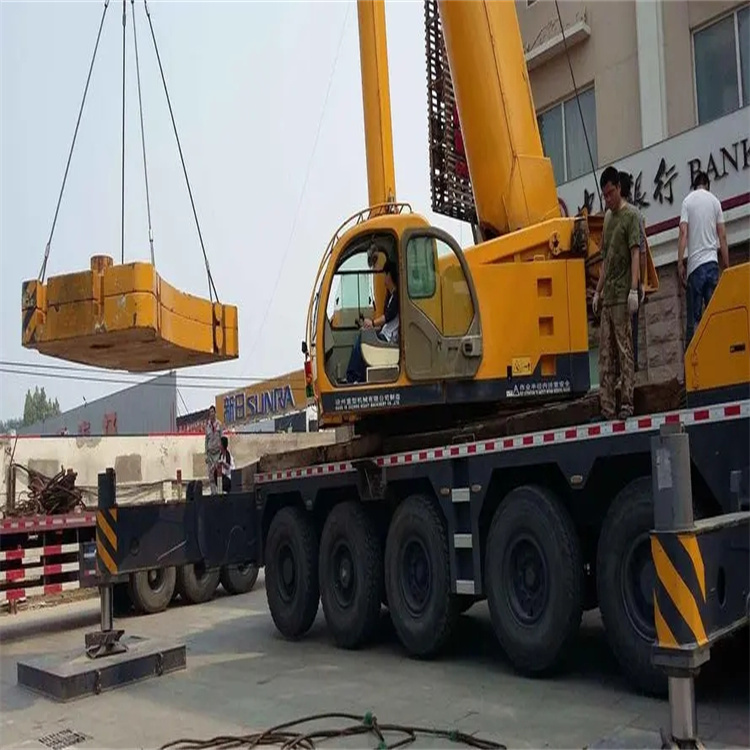 建始当地吊车出租|机器吊装|75吨|工厂搬迁服务